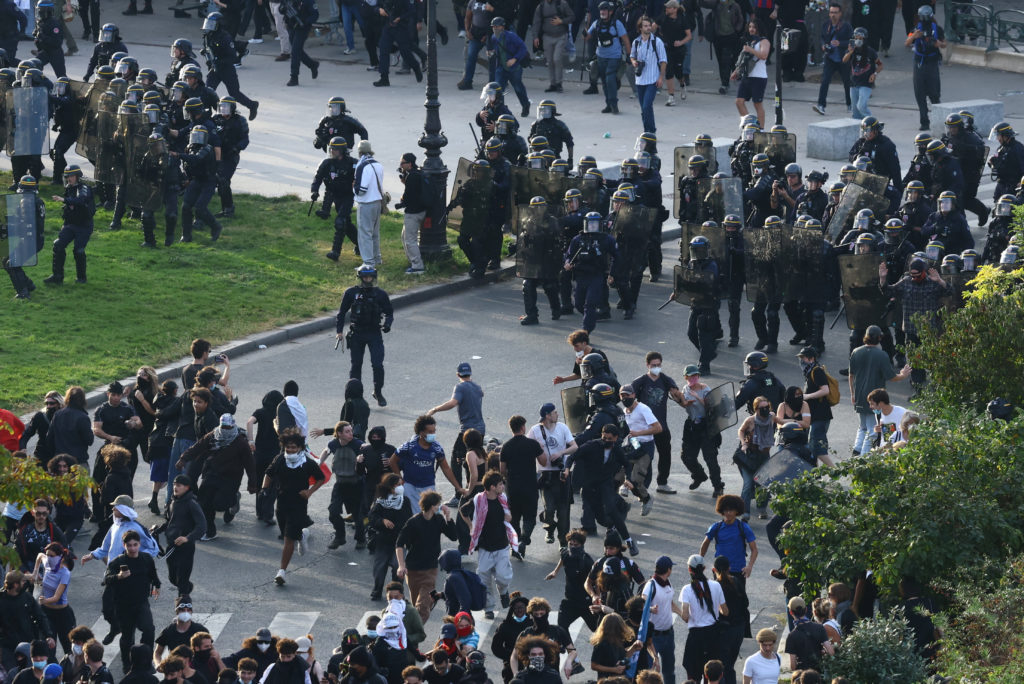 Image from linked report: French students lead massive protests against education policies