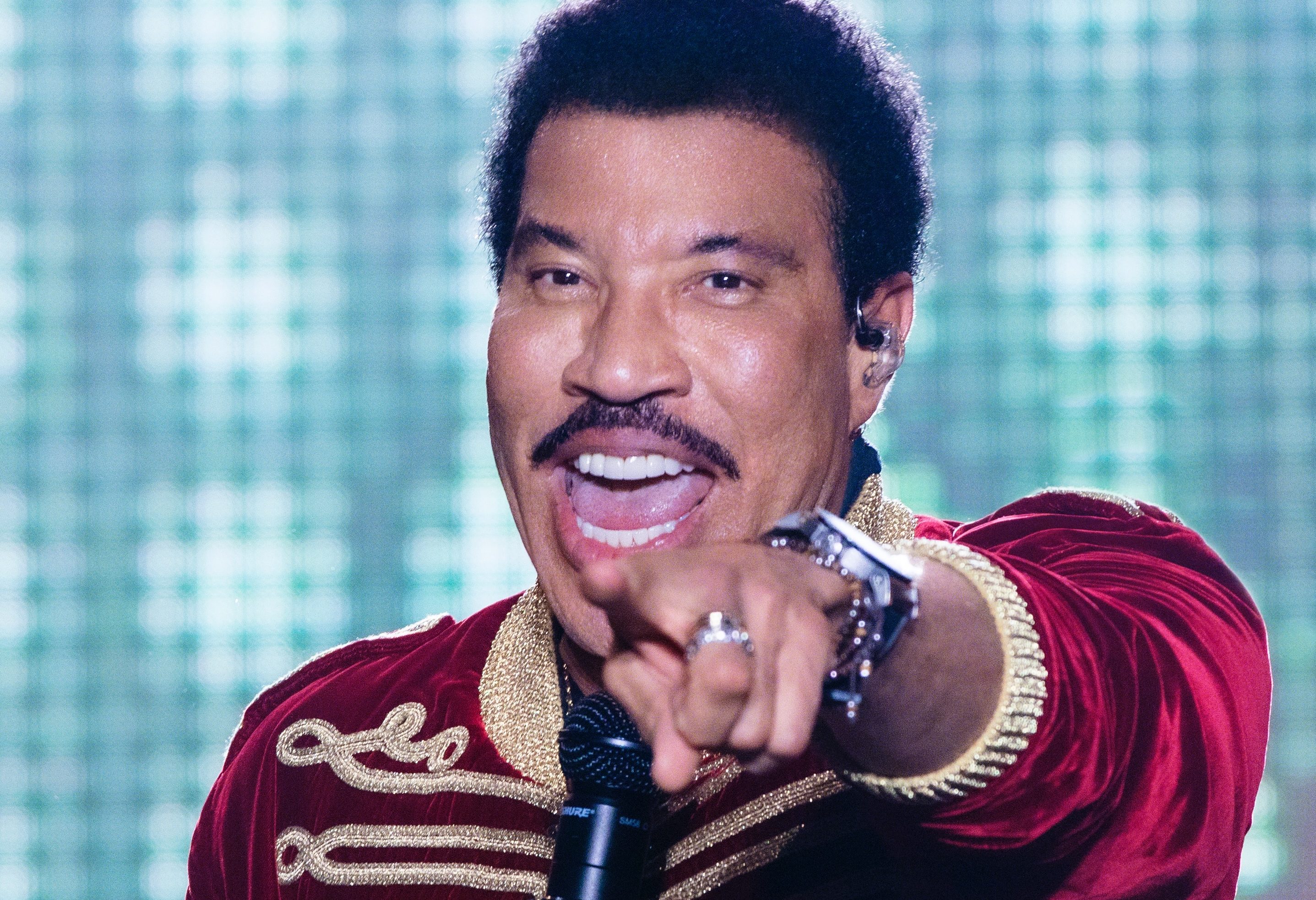 Image from linked report: Lionel Richie Undergoes Heart Procedure, ‘Will Be Back on Stage Soon’ After Canceling Next Three Shows
