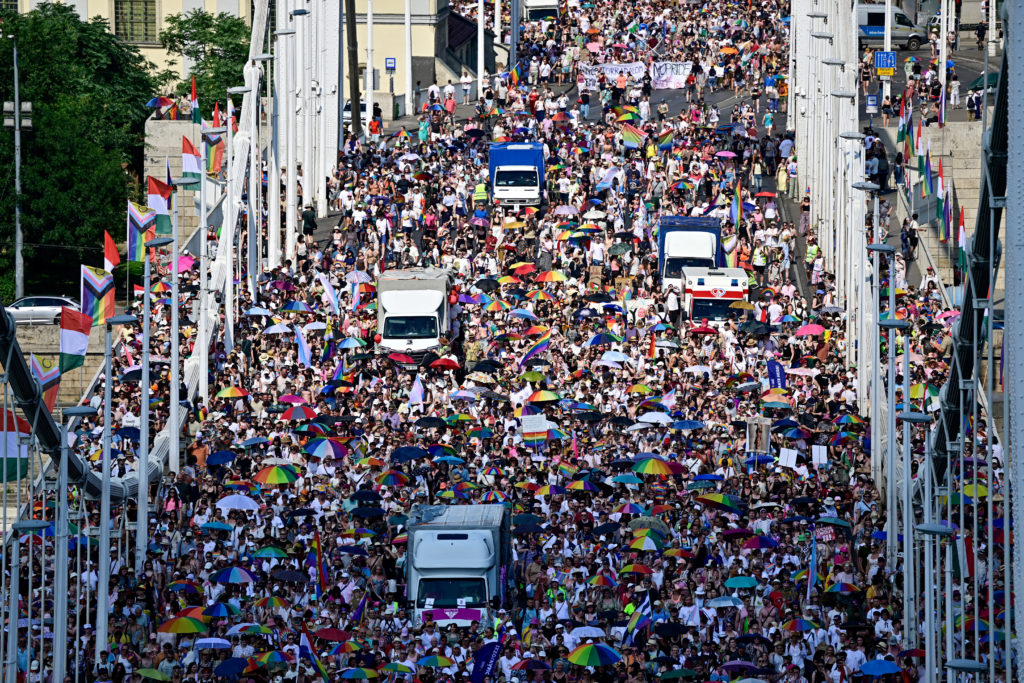 Source-feed image associated with Tens of thousands march in the first Budapest Pride since Viktor Orb&aacute;n was voted out