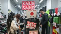 Source-feed image associated with Japan raises interest rate to new 31-year high to curb rising prices