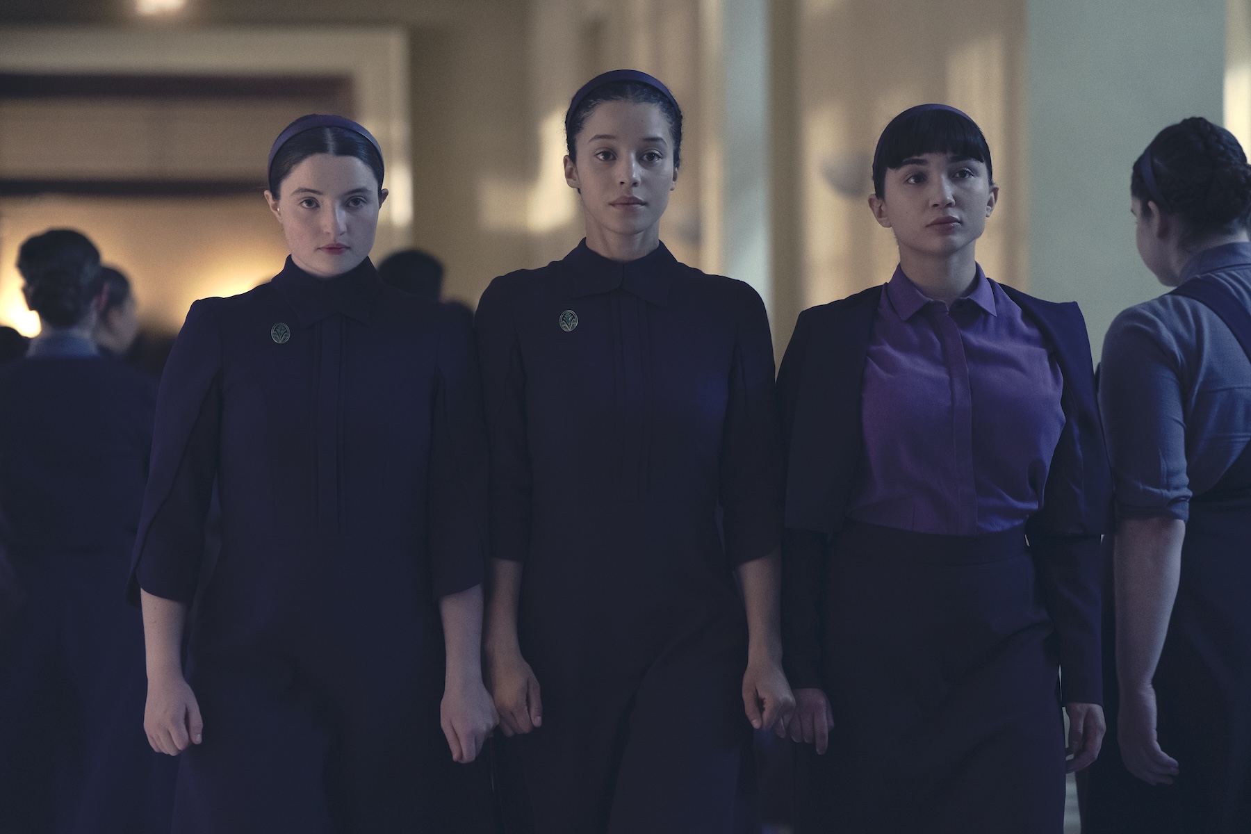 Source-feed image associated with ‘The Testaments’ Finale: Elisabeth Moss and Creator Bruce Miller on Agnes’ Huge Twist, Daisy Parentage Theories and What’s Planned for Season 2