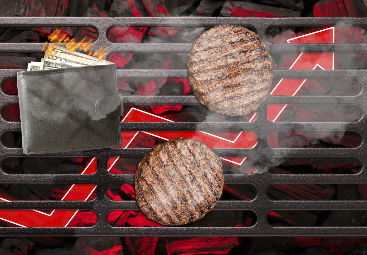 Source-feed image associated with Record beef imports are flooding the U.S. — so why is your Fourth of July BBQ so expensive?