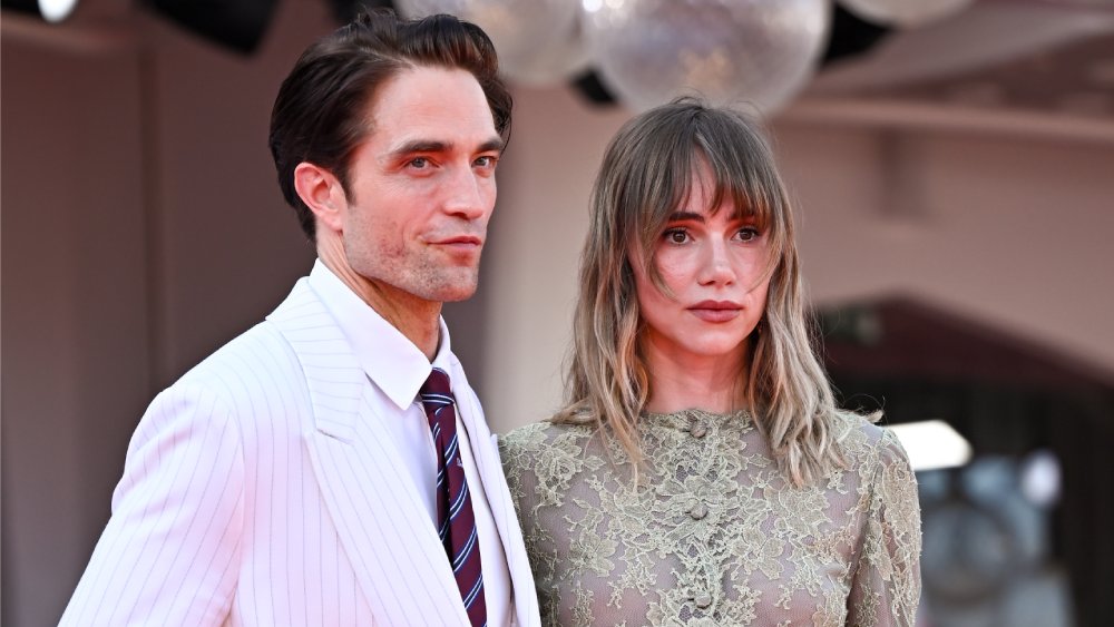 Source-feed image associated with Suki Waterhouse Says She’d Be ‘Nepo-Babying’ Her Daughter With Robert Pattinson If She Wanted to Work in Hollywood