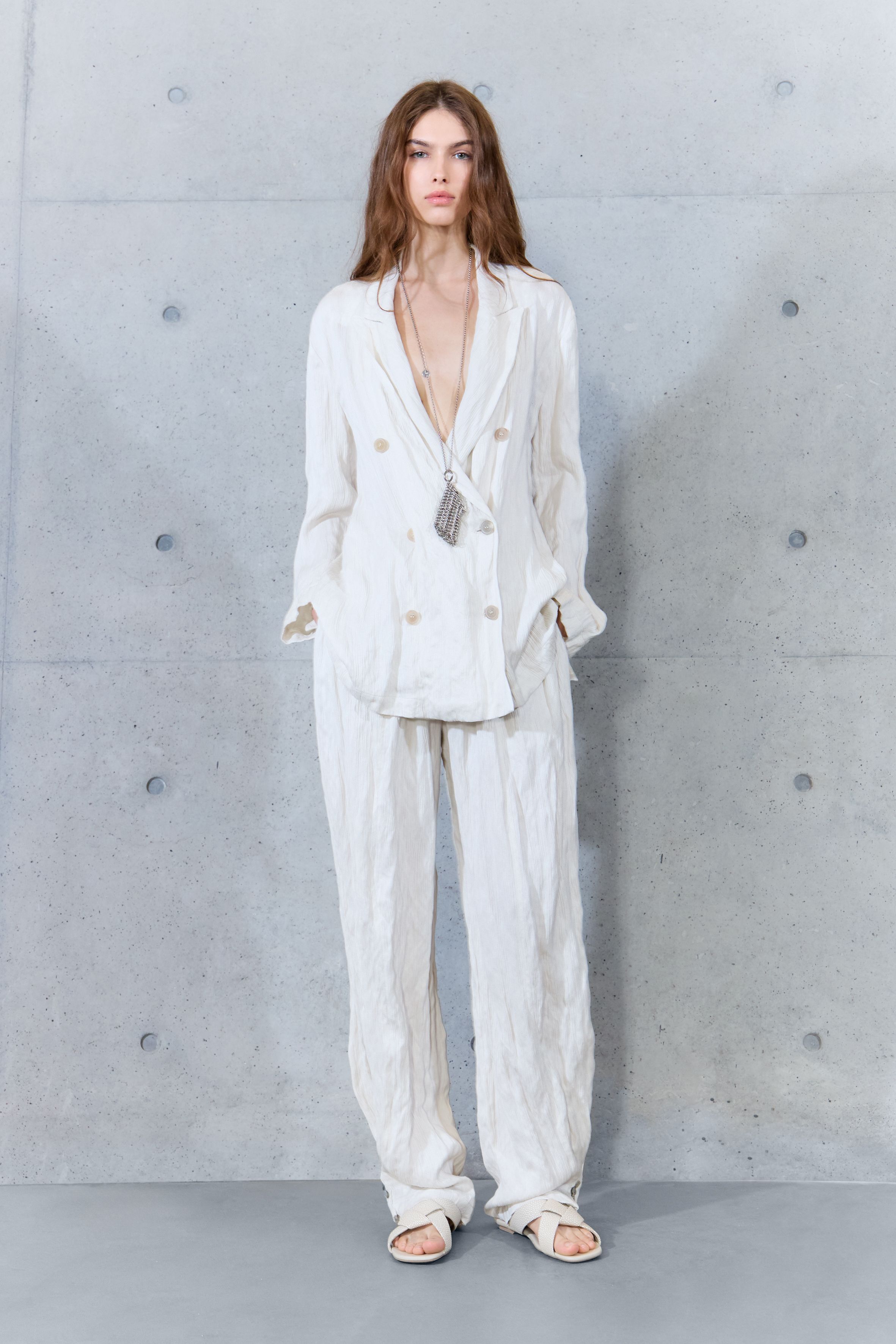 Image from linked report: Emporio Armani Spring 2027 Ready-to-Wear