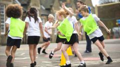 Source-feed image associated with Can you keep your kids off school or refuse to work during a heatwave?