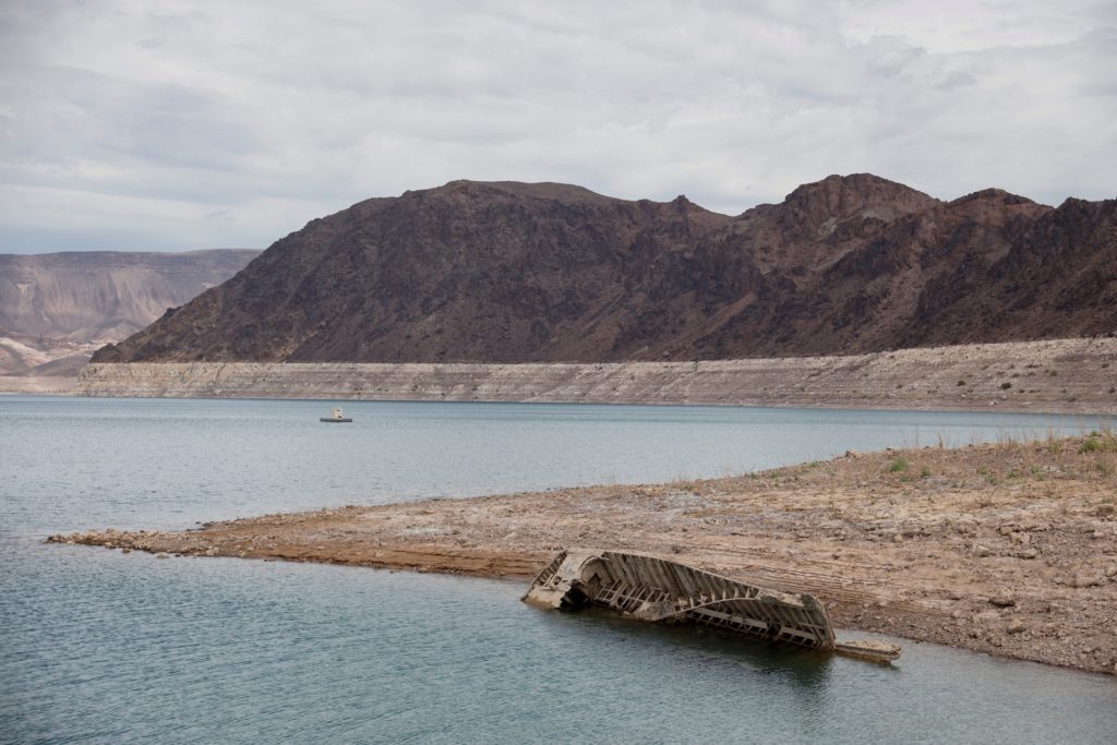 Source-feed image associated with Western states face more water cutbacks as Colorado River shrinks