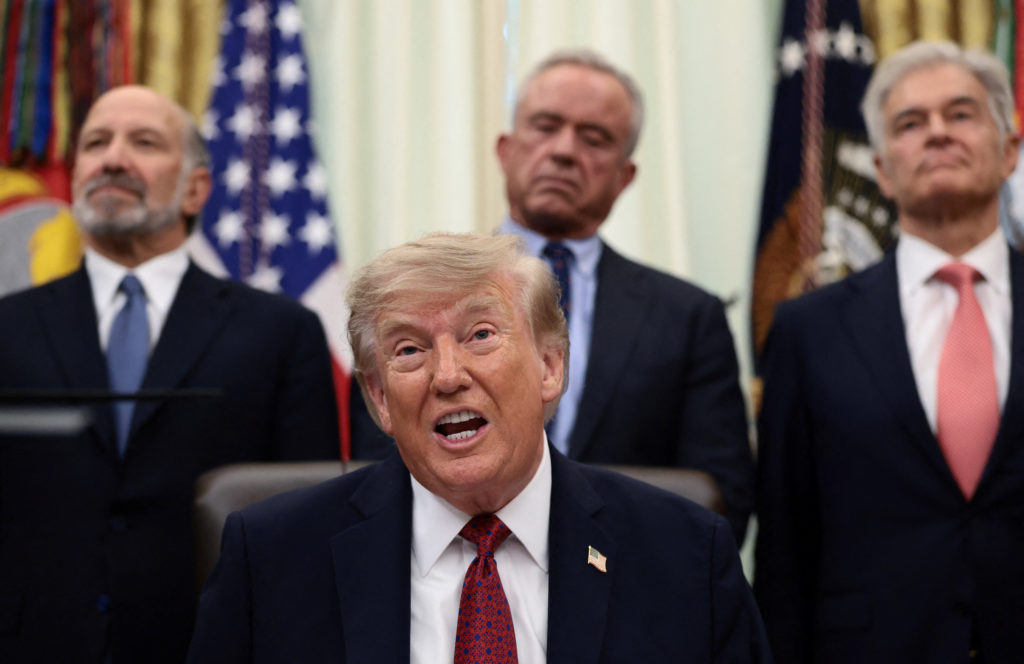 Source-feed image associated with WATCH: Trump says 'Medicare for All' doesn't work