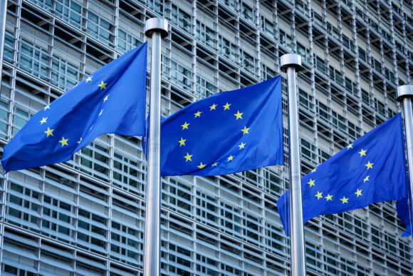 Source-feed image associated with EU Tweaks Antitrust Rulebook to Help Boost Bloc’s ‘Resilience’