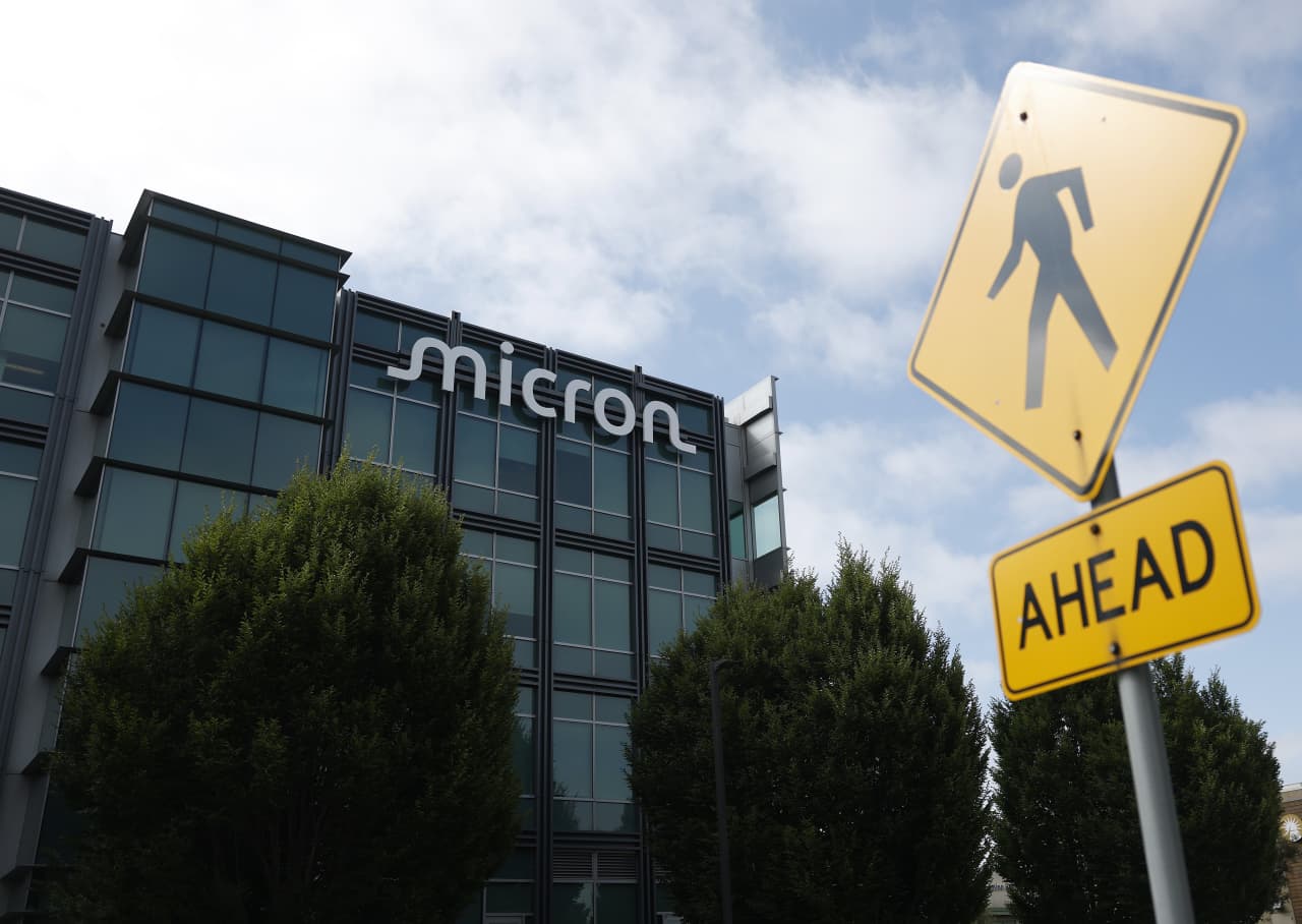 Source-feed image associated with Micron has turned into ‘the most important stock in the market.’ So is it time to worry?