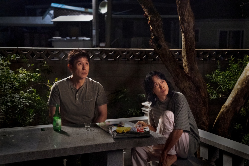 Source-feed image associated with Lee Chang-dong, Jeon Do-yeon and Sul Kyung-gu on Class, Desire and Reunion in Venice Competition Drama ‘Possible Love’