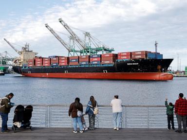Source-feed image associated with Trump admin looks to implement new tariffs on 60 economies