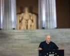 Source-feed image associated with Trump is desecrating the Lincoln Memorial | Ted Widmer
