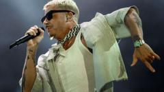 Image from linked report: Rapper Macklemore announces 'Free Palestine' tour after Ed Sheeran fallout
