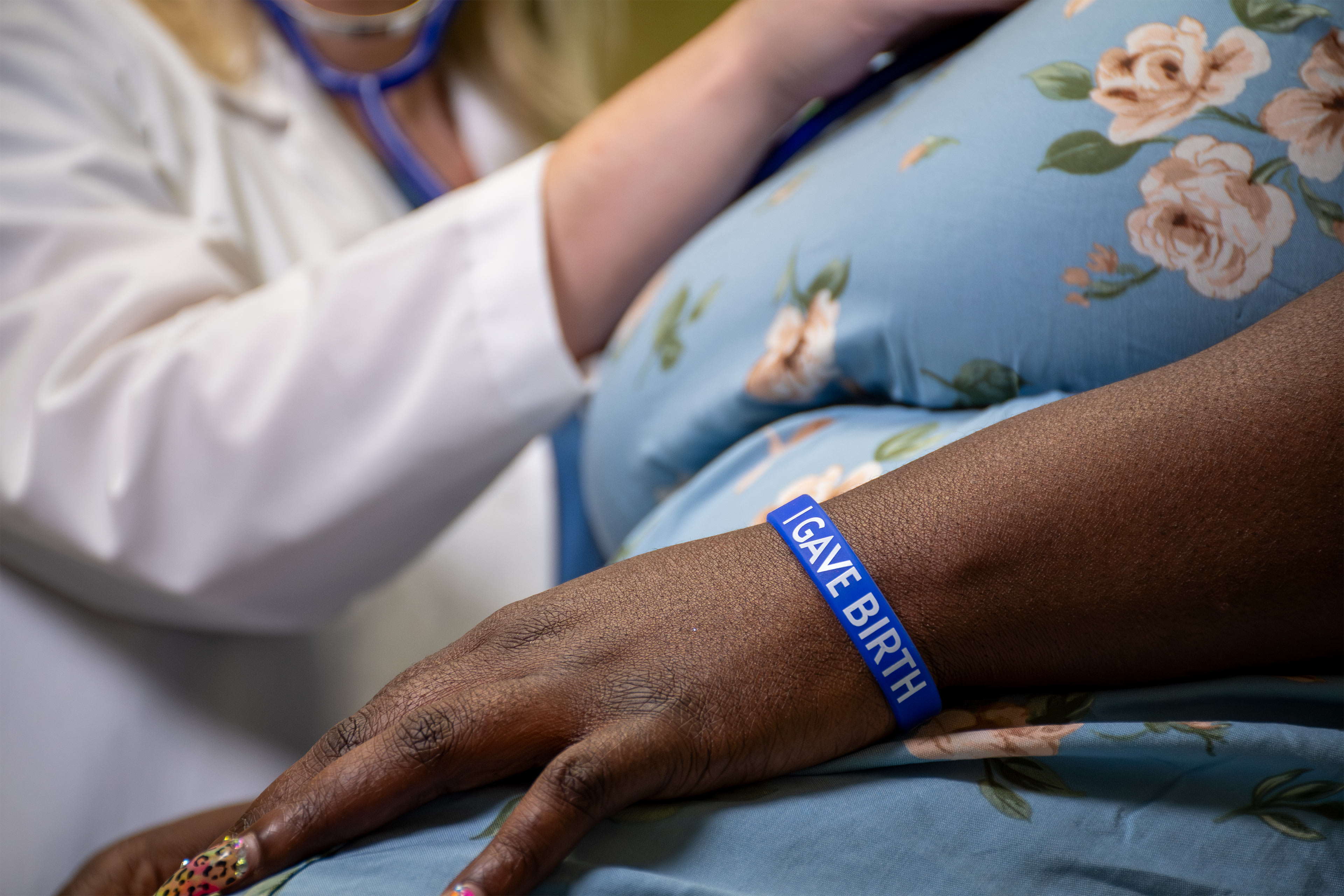 Source-feed image associated with Hospitals Say They Found a Tool To Help Reduce Childbirth Risks: Wristbands