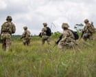 Source-feed image associated with US military races to vaccinate new recruits before flu shots expire