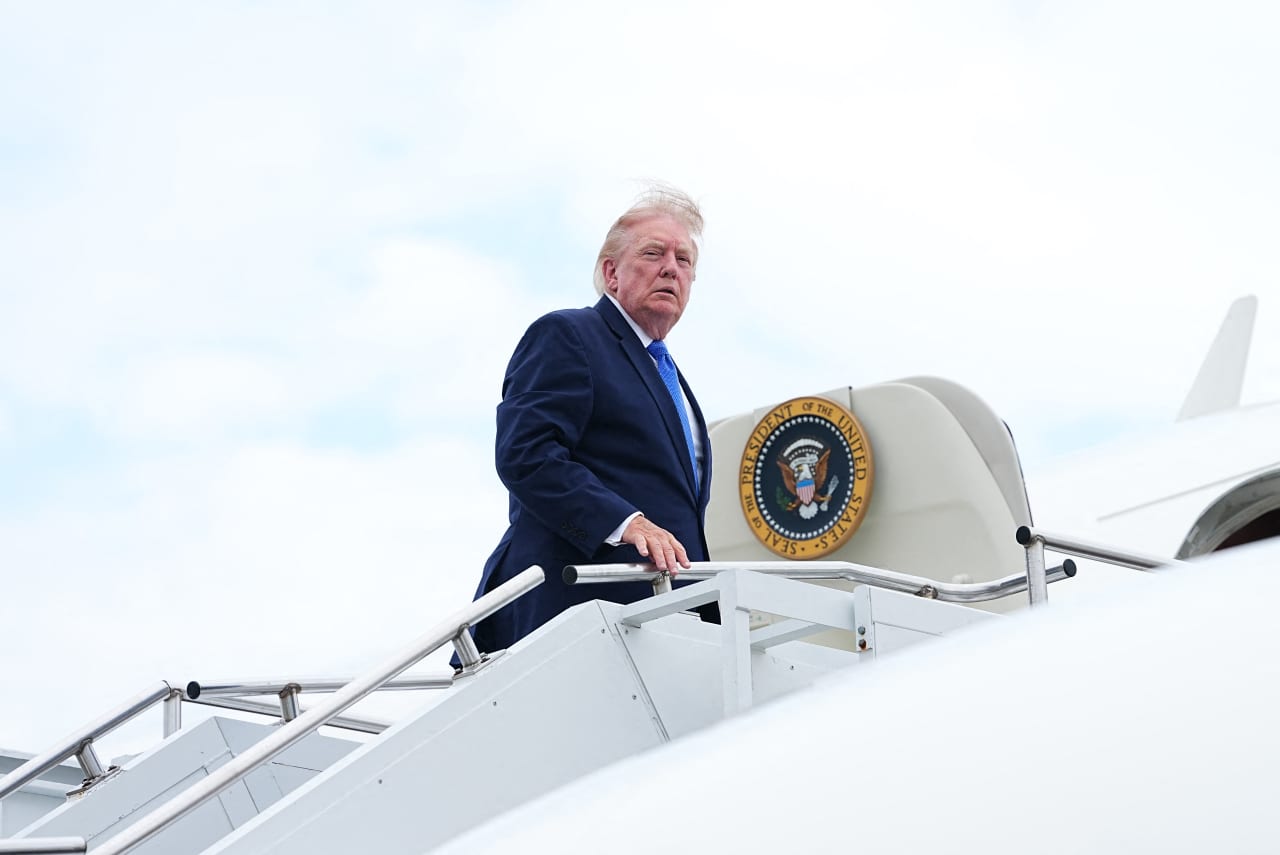 Source-feed image associated with Global oil prices fall below $83 a barrel to hover at 3-week low after Trump calls off planned attack and says Iran talks to resume Monday