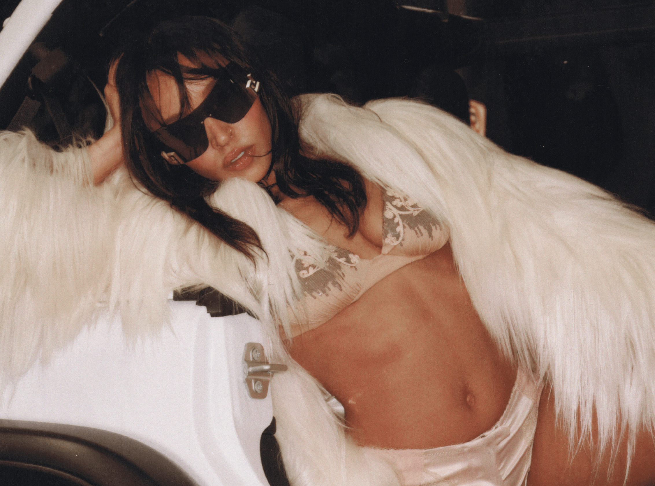 Source-feed image associated with Tinashe Knows Fame Is “Too Easy” on New Song