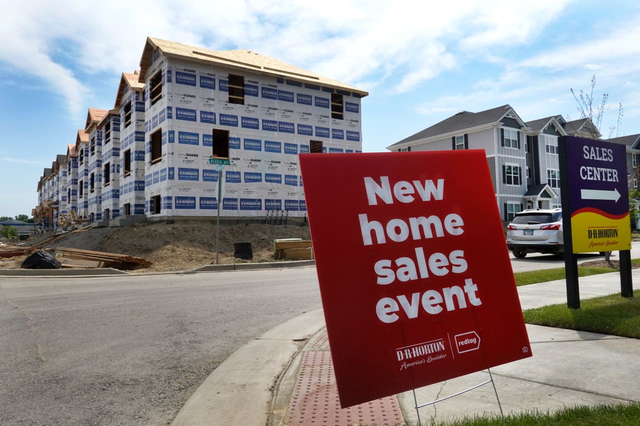Source-feed image associated with Buying a house is getting easier by one measure. Here’s why it doesn’t feel like it.