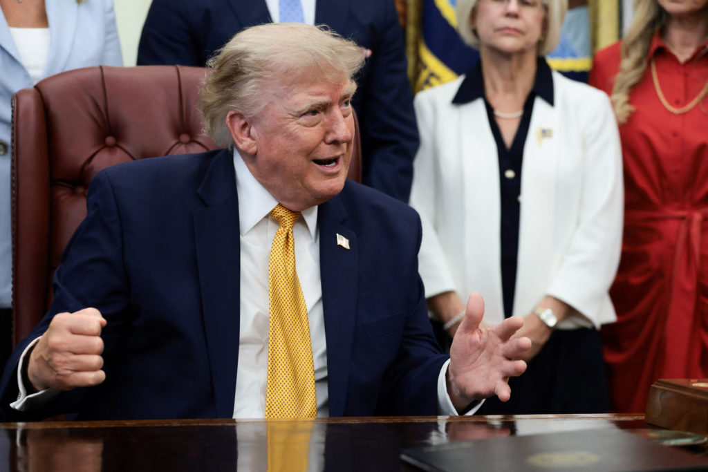 Source-feed image associated with WATCH: Trump says Jeanine Pirro 'made a mistake' and 'choked' on Reflecting Pool vandalism case reversal