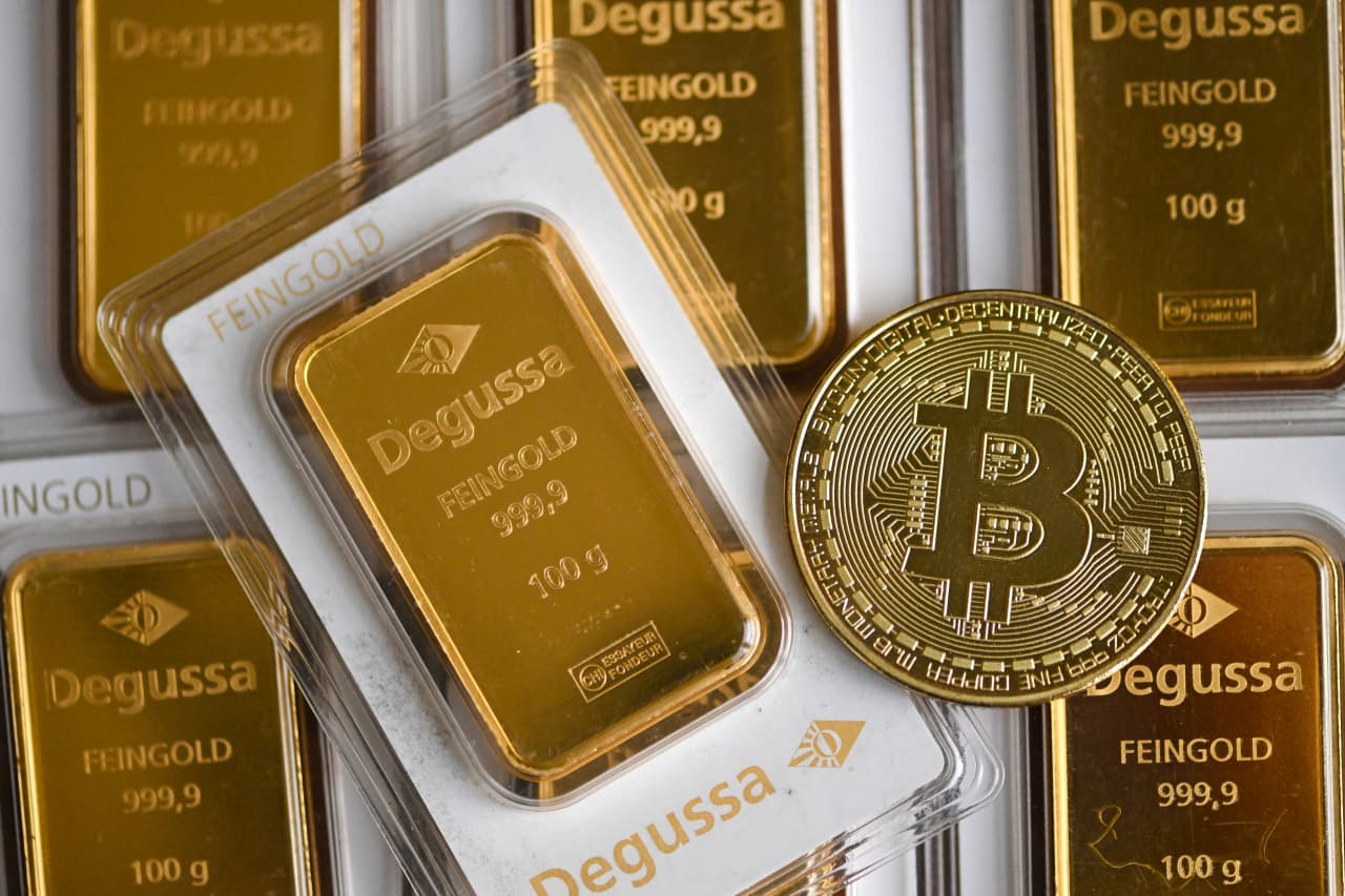 Source-feed image associated with Why an announcement from the Treasury sparked a rally in gold and bitcoin this week