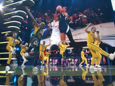 Source-feed image associated with WATCH: Savannah Bananas debut first-ever song on the ESPYs stage