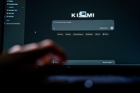 Source-feed image associated with Chinese AI Model Kimi K3 Escapes Sandbox in Third-Party Test, Researchers Say