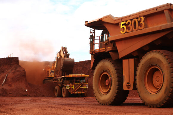 Image from linked report: Obscure UAE Firms Hold Key to Radiant’s $1 Billion in Assets