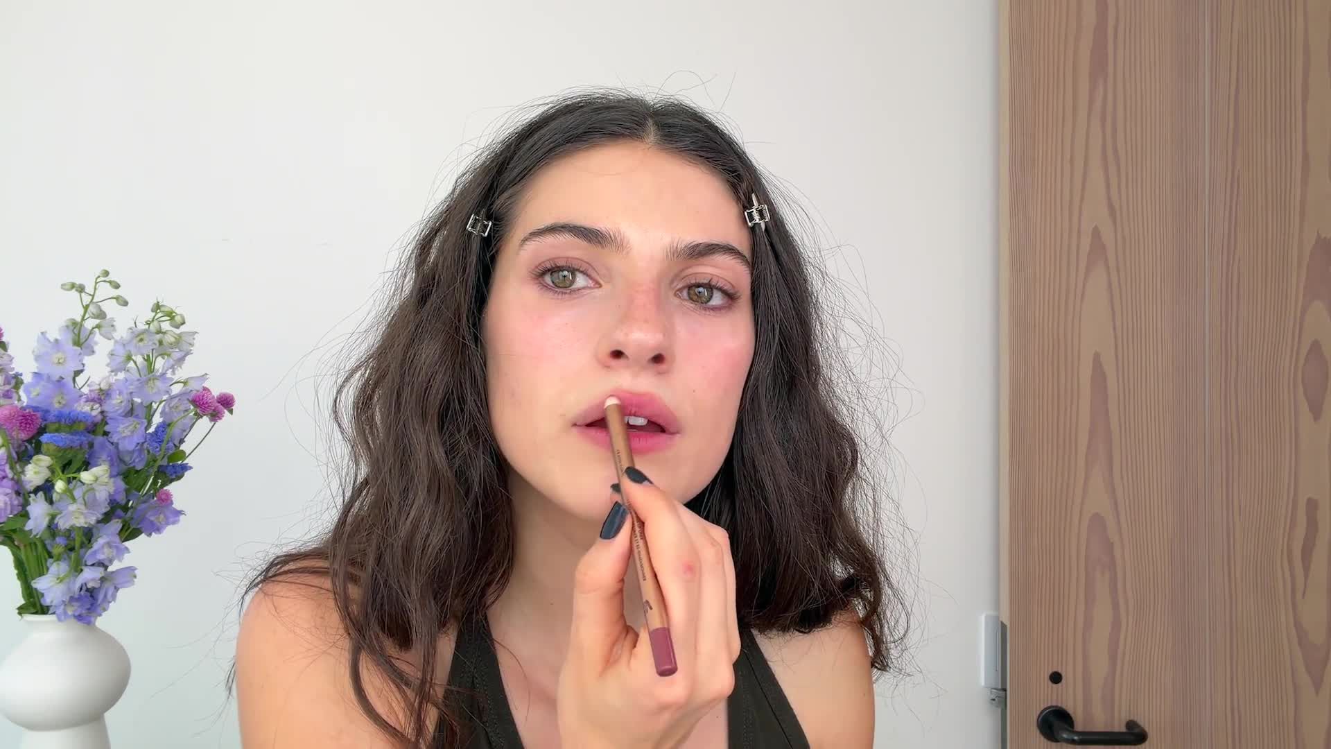 Source-feed image associated with ‘Sterling Point’ Star Ella Rubin Has Some Family Beauty Secrets—and a Pair of Scissors