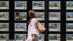 Source-feed image associated with Plans to end gazumping with binding agreements in house sales shake-up