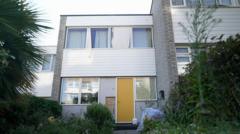 Source-feed image associated with How this 1960s ex-council house is managing to stay cool without air con
