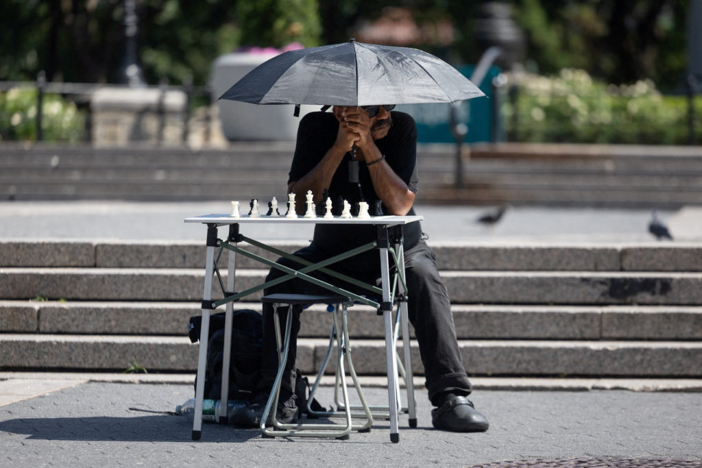 Source-feed image associated with Climate change may be making us lonelier. How heat waves and extreme weather disrupt social connections