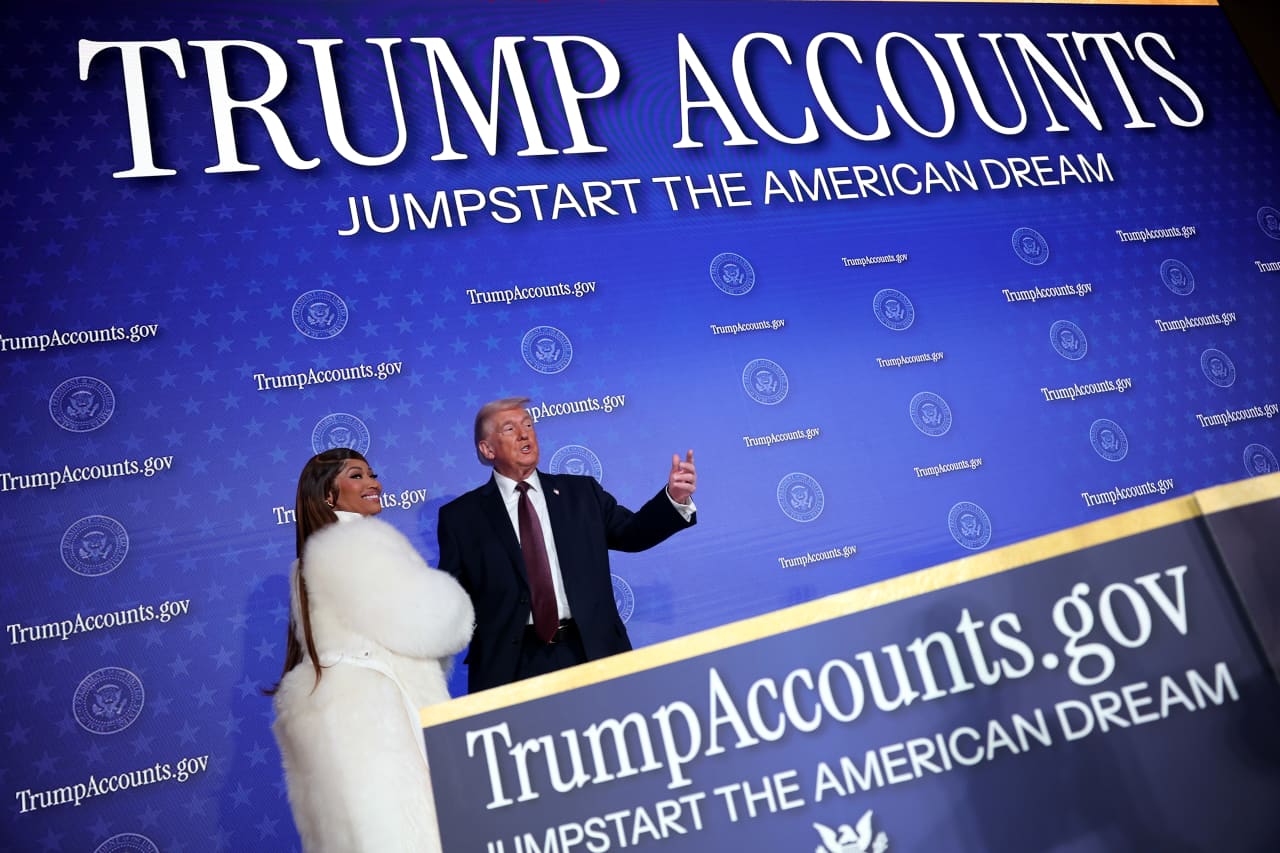 Source-feed image associated with Only a fraction of eligible kids are signed up for ‘Trump accounts.’ All told, they could be missing out on billions of dollars in wealth.
