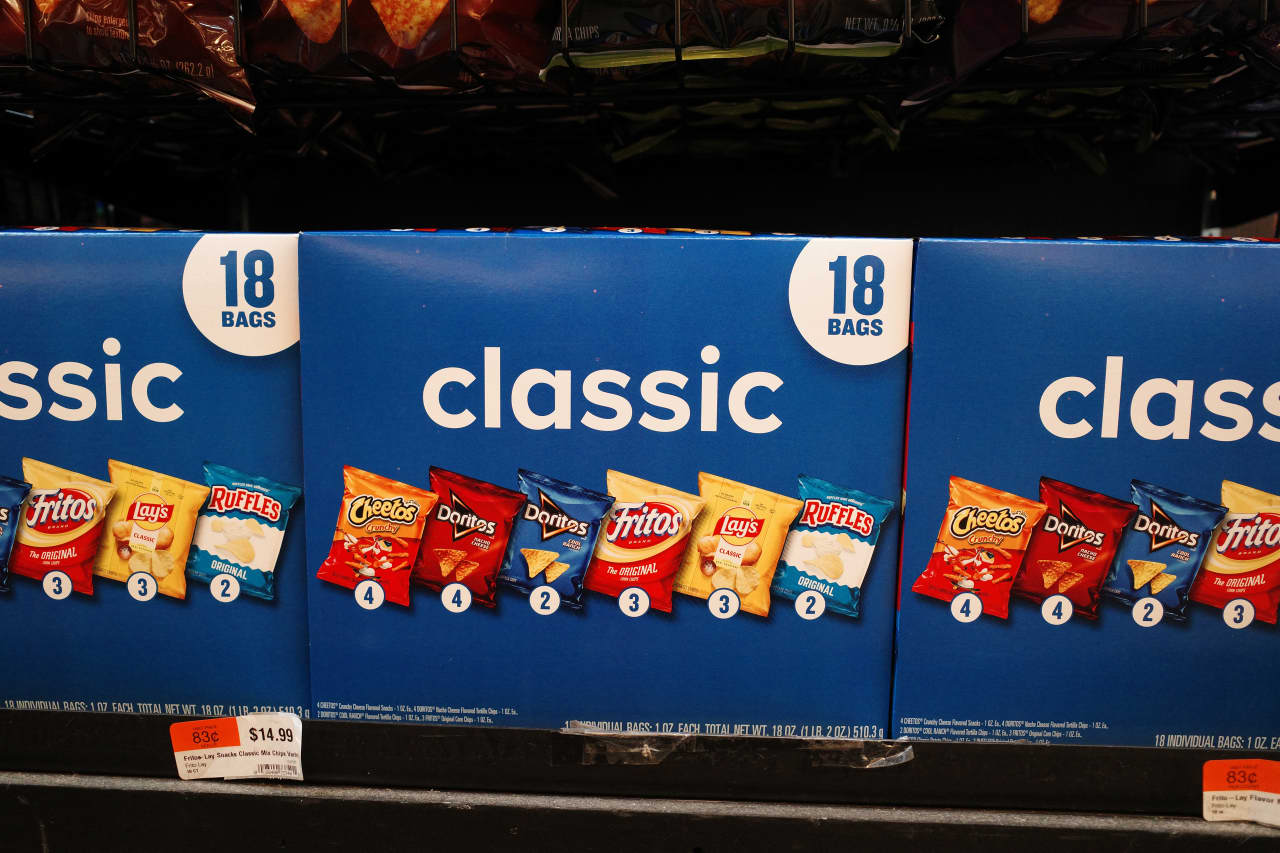 Source-feed image associated with PepsiCo cut snack prices again, but not enough to get American consumers to buy more