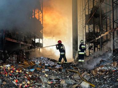 Image from linked report: At least 35 killed in Russian attacks on Ukraine, officials say
