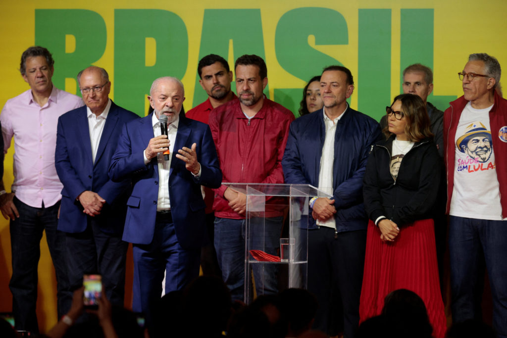Image from linked report: Lula shake-ups campaign as Fl&aacute;vio Bolsonaro reaches for more support ahead of Brazil's runoff