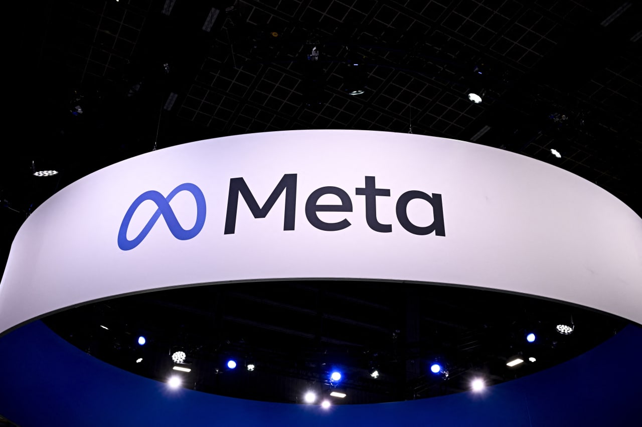 Source-feed image associated with Is Meta ‘giving up’ on cutting-edge AI? Wall Street is divided over potential cloud pivot.