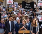 Source-feed image associated with Who speaks for the horses? New push seeks to ban Central Park’s carriages