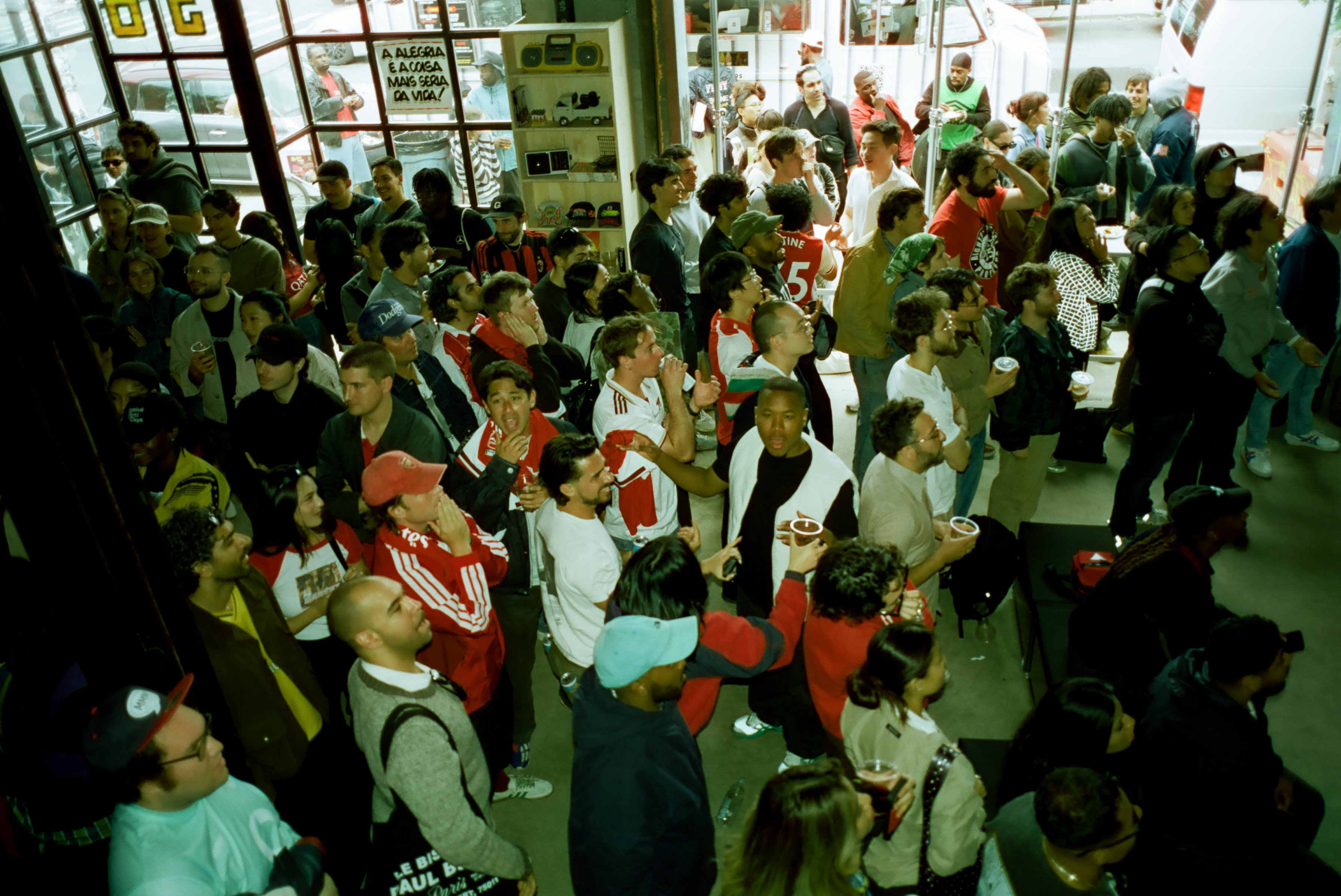 Source-feed image associated with From Watch Parties With USWNT Players to Los Angeles Food Tours, Airbnb Hosts World Cup Community Events Across the Country