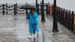 Source-feed image associated with Bank holiday weekend to see more thunderstorms and rain