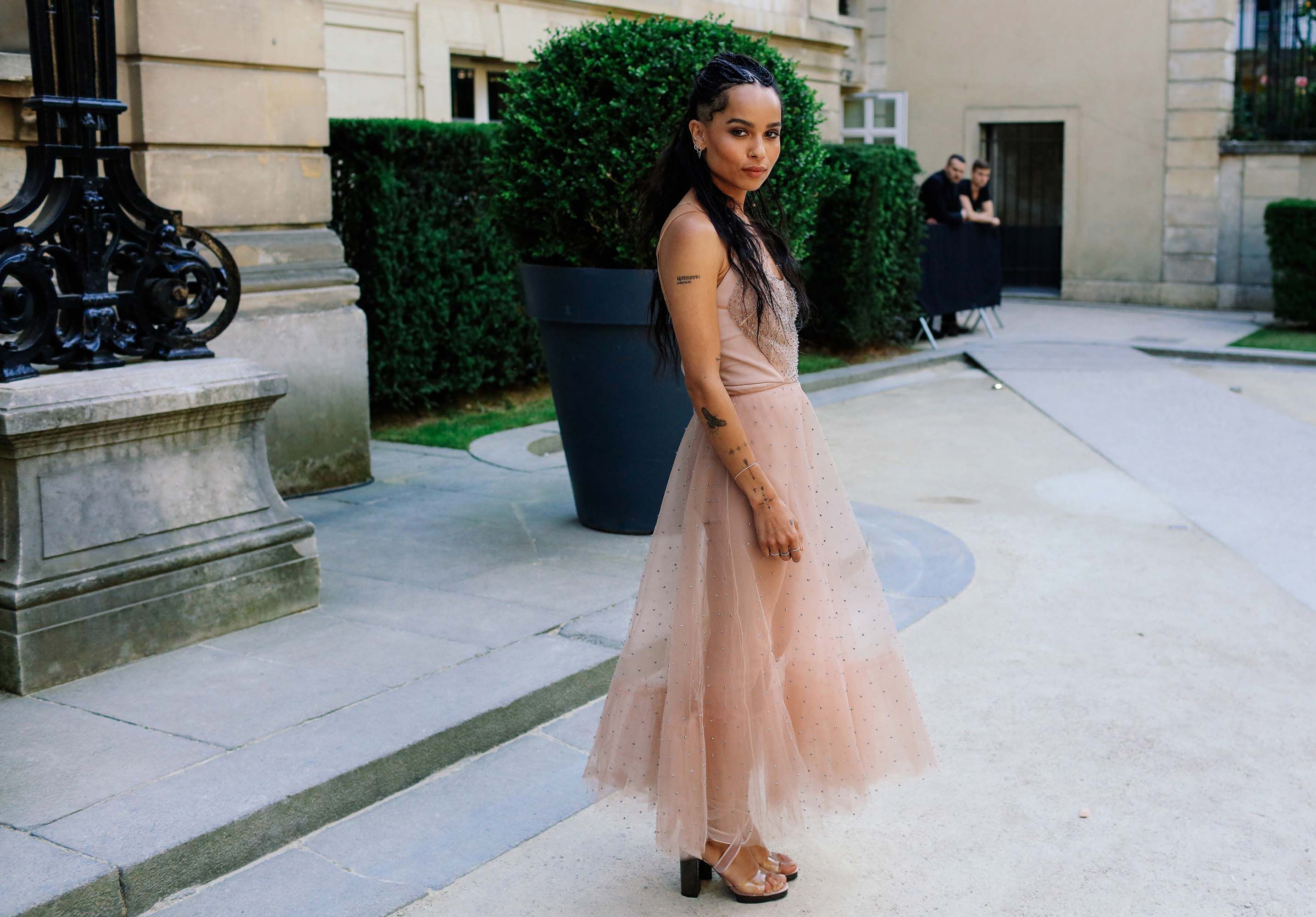Source-feed image associated with Street Style Flashback—What People Were Wearing at the Fall 2016 Couture Shows