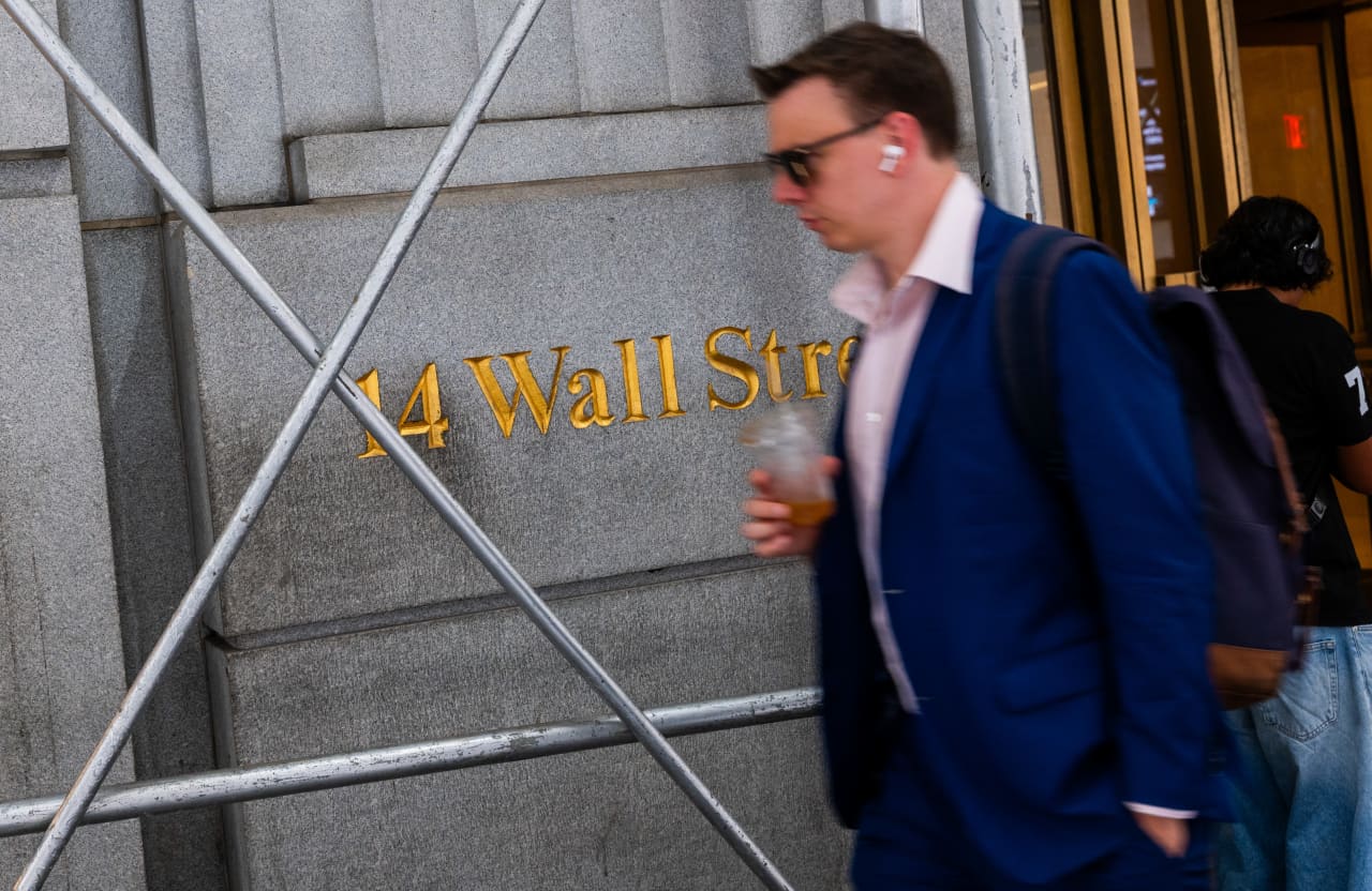 Image from linked report: Investors see big opportunity in ferocious 2026 bond-market rout