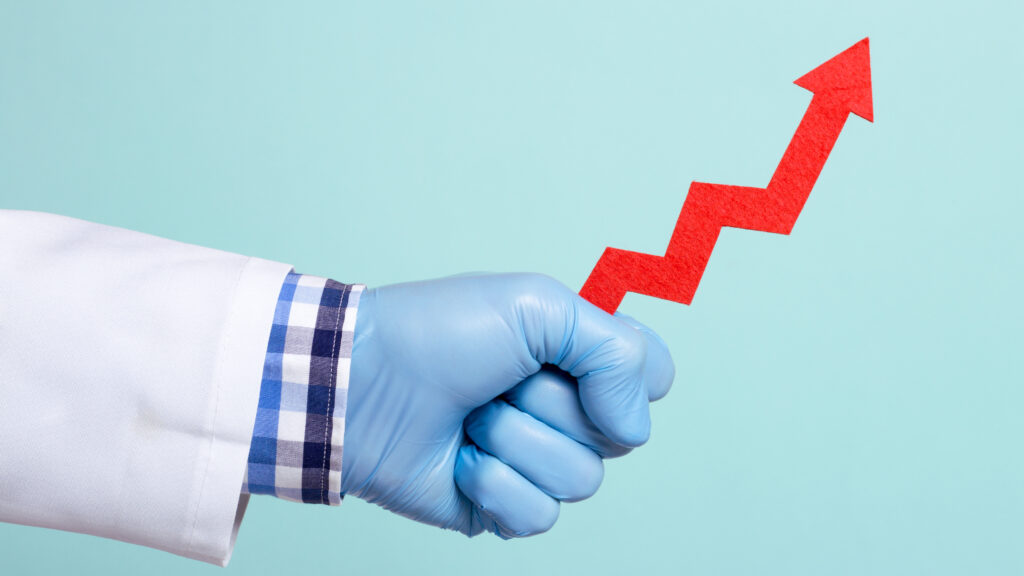 Source-feed image associated with STAT+: Sales from controversial U.S. drug discount program rose to $100 billion last year