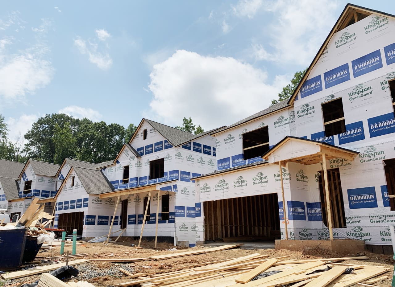 Source-feed image associated with 10 U.S. metro areas where builders are slashing prices on new homes