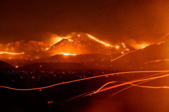 Source-feed image associated with World Inches Toward Catastrophic Climate Events: ‘Bigger Shocks Are On the Way’