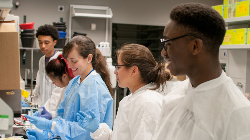 Source-feed image associated with NIH diversity programs doubled undergraduates’ odds of getting a Ph.D., 20-year study finds