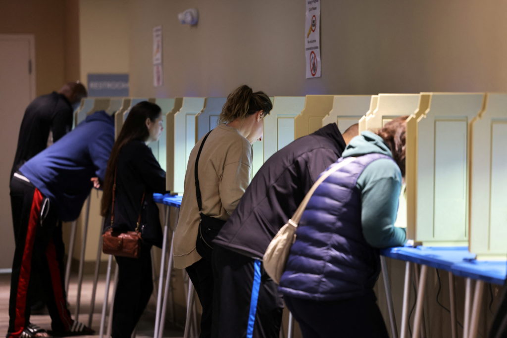 Image from linked report: WATCH: Nebraska voters hear from Harding, Powell in midterm House debate