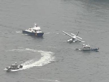 Source-feed image associated with WATCH: Passengers speak out after sea plane makes hard landing in East River in NYC