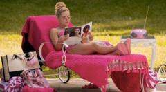 Source-feed image associated with Legally Blonde revival Elle - boring and tedious or a hot pink delight?