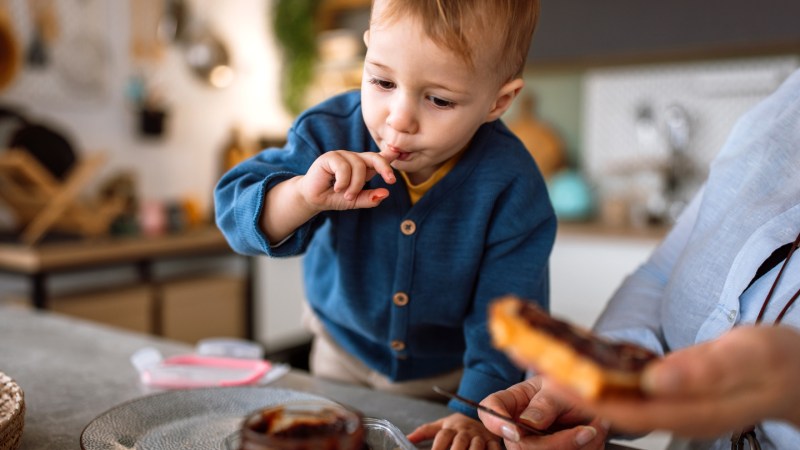 Source-feed image associated with Less sugar early in life might decrease dementia risk
