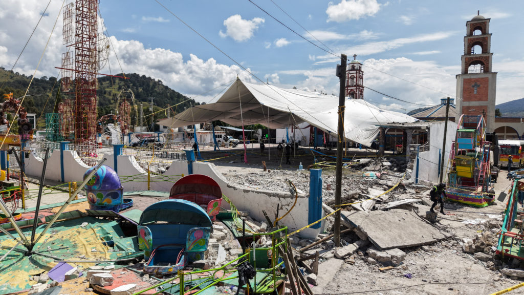 Source-feed image associated with Explosion of fireworks in central Mexico kills at least 10, injures 64